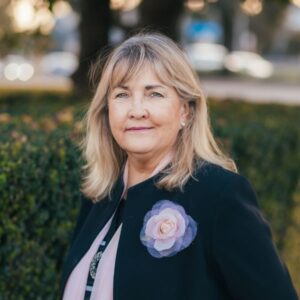 Louise Lamont